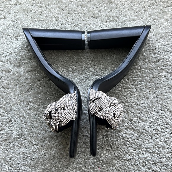 Mules - Picture 8 of 12